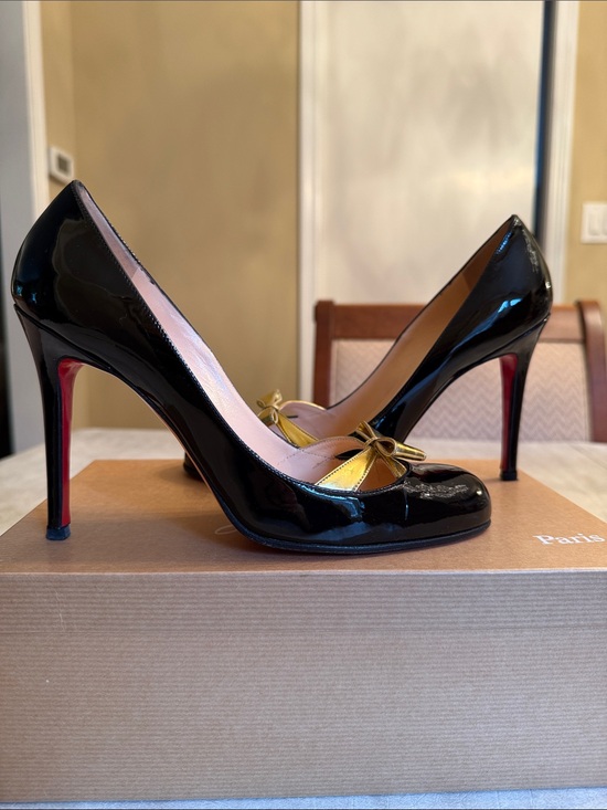 Christian Louboutin Shoes - Christian Louboutin Black Patent Leather Pumps with Gold Bow